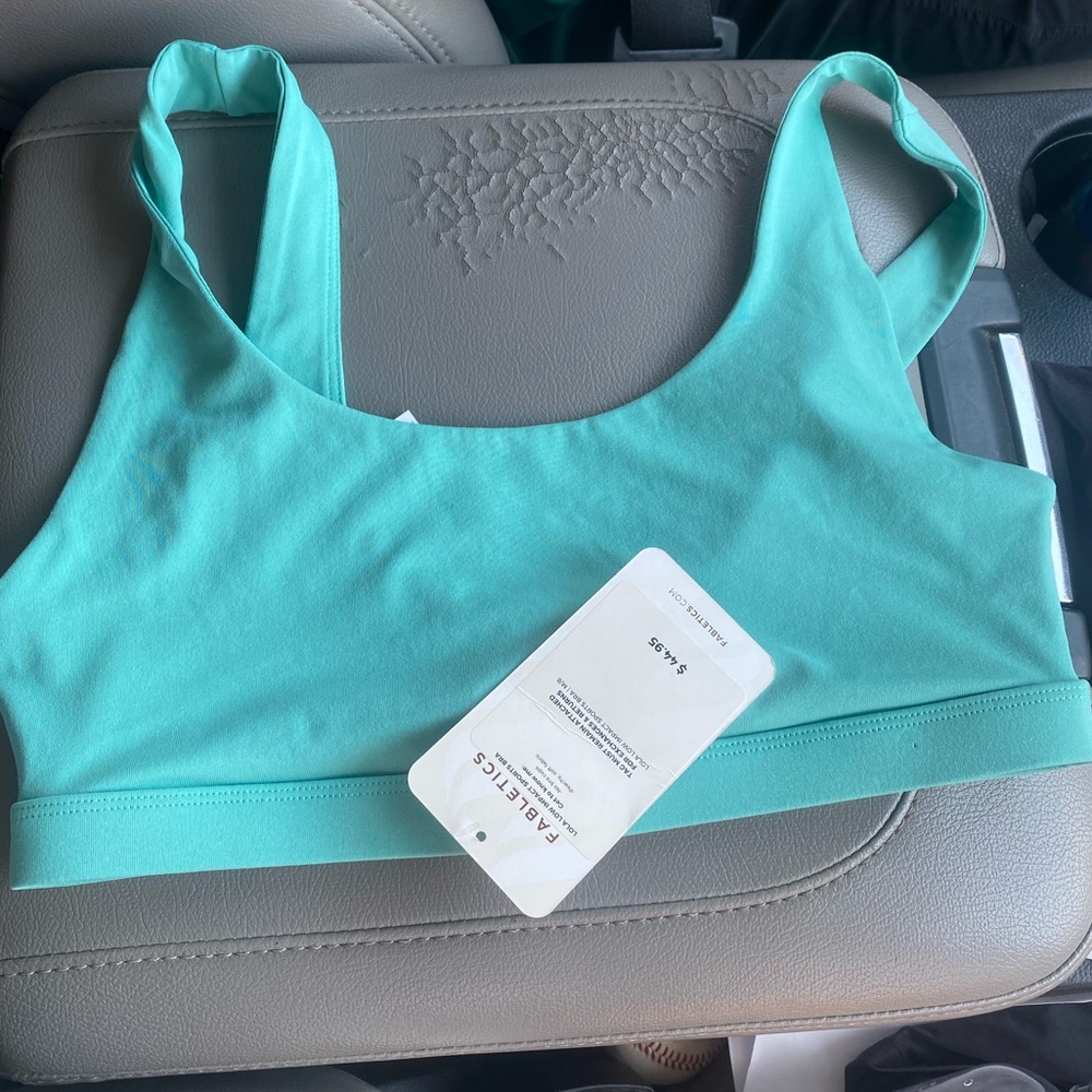 Fabletics sports bra